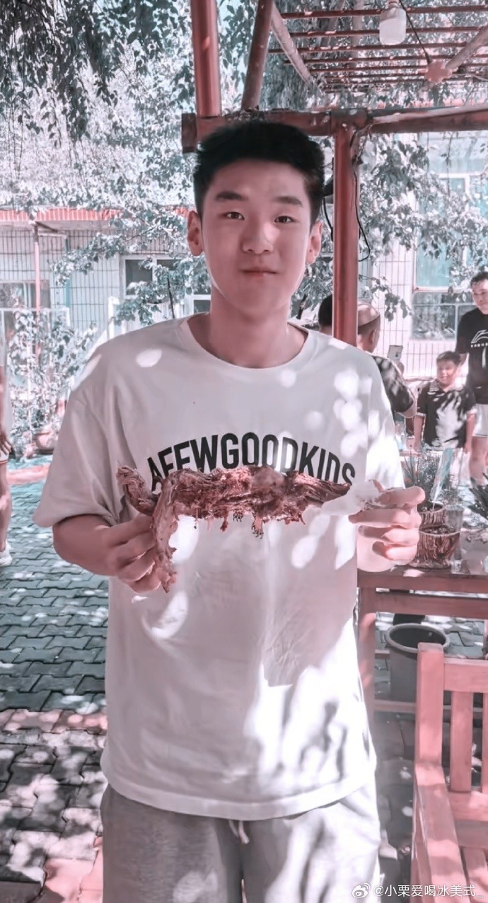 jC