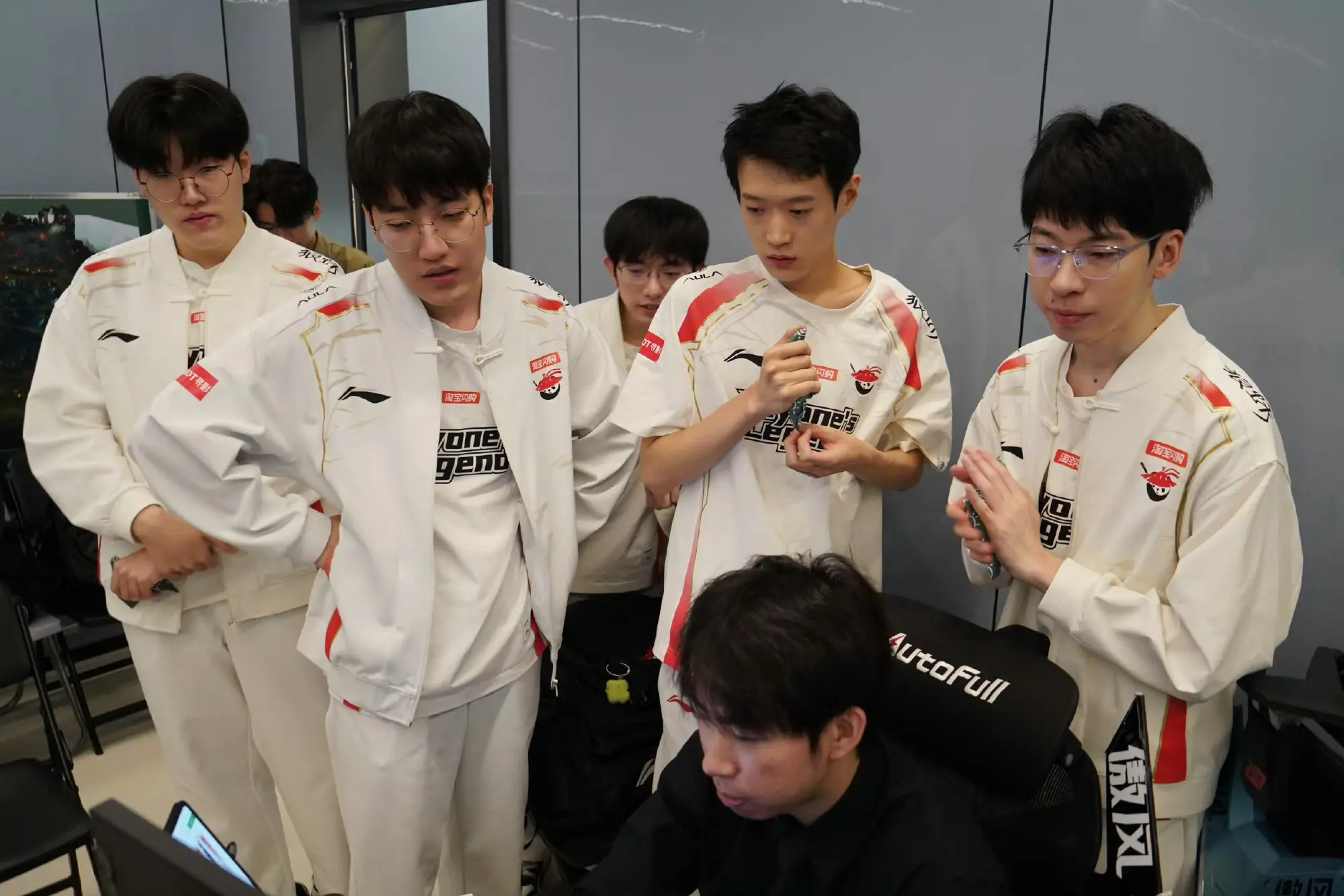 年LPL职, 对此有观众 年LPL职, 对此有观众