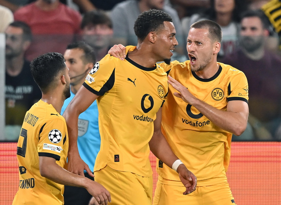 bt, 欧新, 庆祝入球 bt, 欧新, 庆祝入球