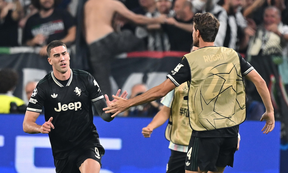 RqKiV, 队球员科托 RqKiV, 队球员科托