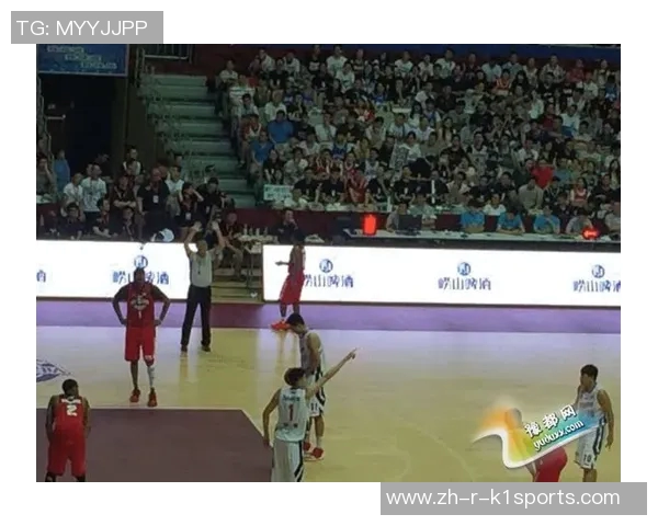 篮球巨星转战足球场的传奇人物揭秘和跨界挑战之路